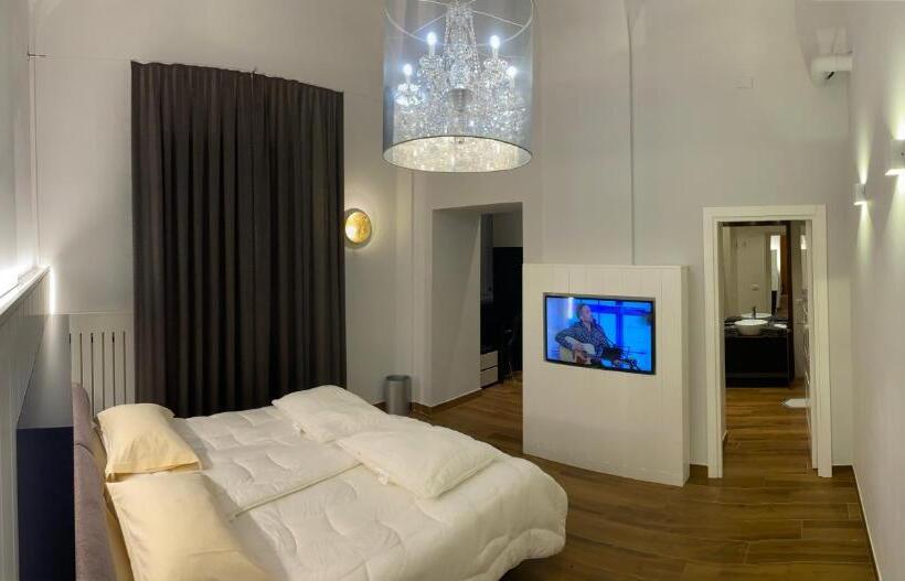 تختخواب و صبحانه Tropicana Room