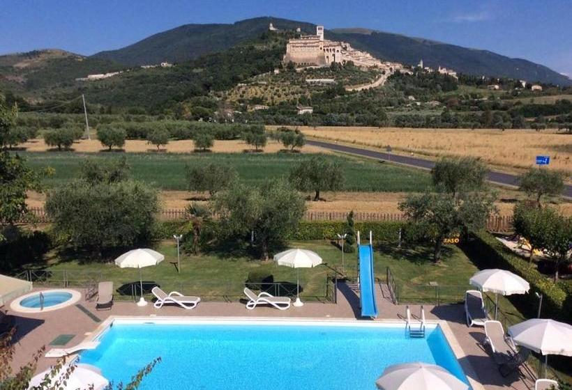בית מלון כפרי Agriturismo Il Girasole Assisi