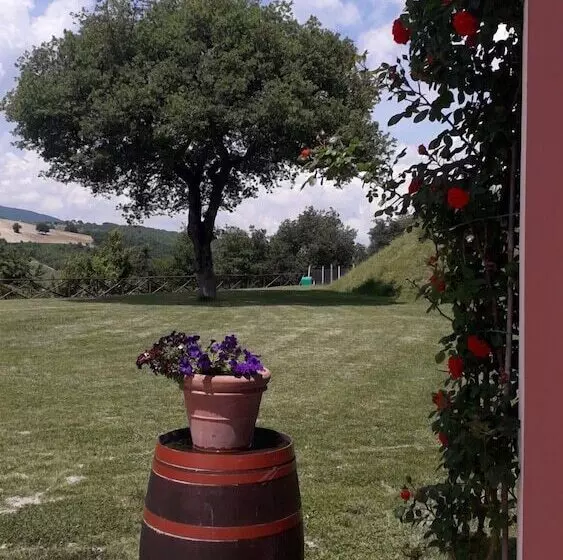 ホテル Agriturismo La Vita è Bella