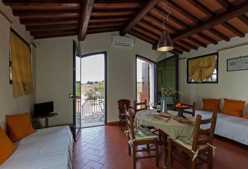 ホテル Agriturismo Macinello