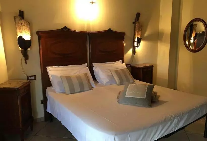 هتل Agriturismo Papaveri E Papere