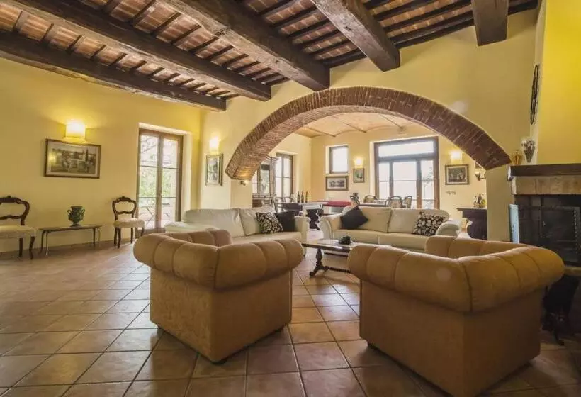 Hotelli Agriturismo Tenuta Il Polardo