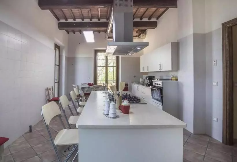 Hotelli Agriturismo Tenuta Il Polardo