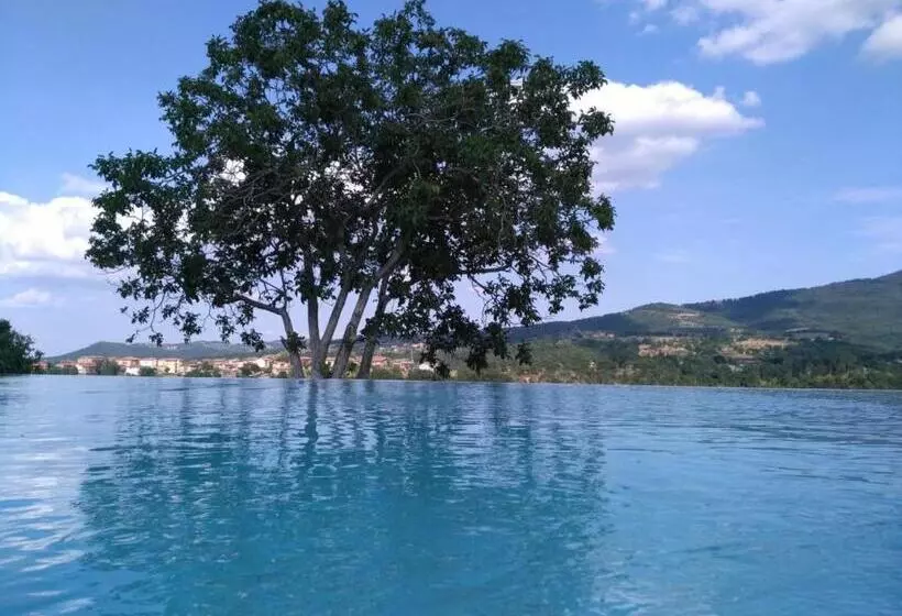 Hotelli Agriturismo Tenuta Il Polardo