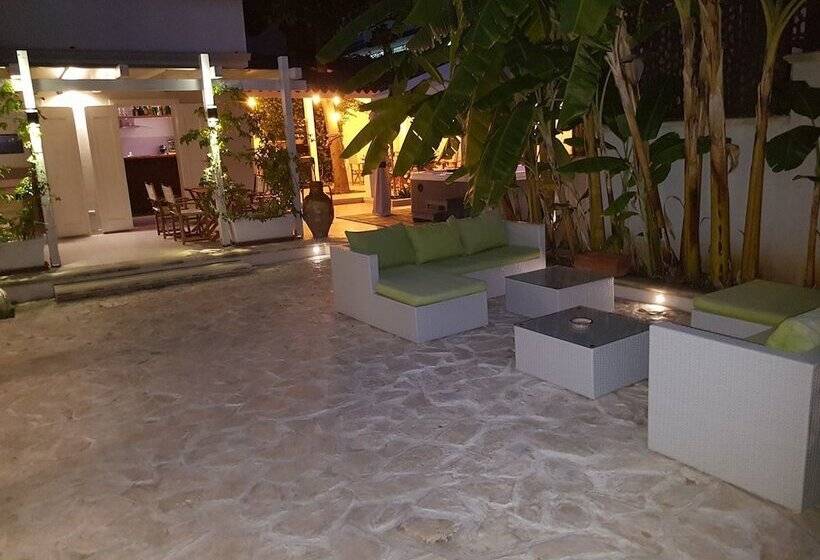 ペンション Mina Accomodation