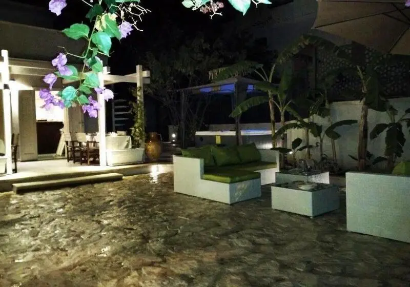 ペンション Mina Accomodation