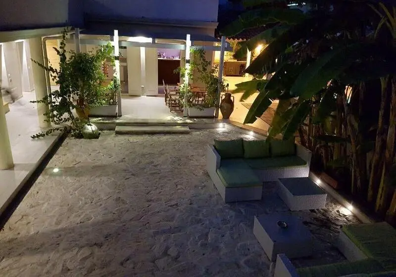 ペンション Mina Accomodation