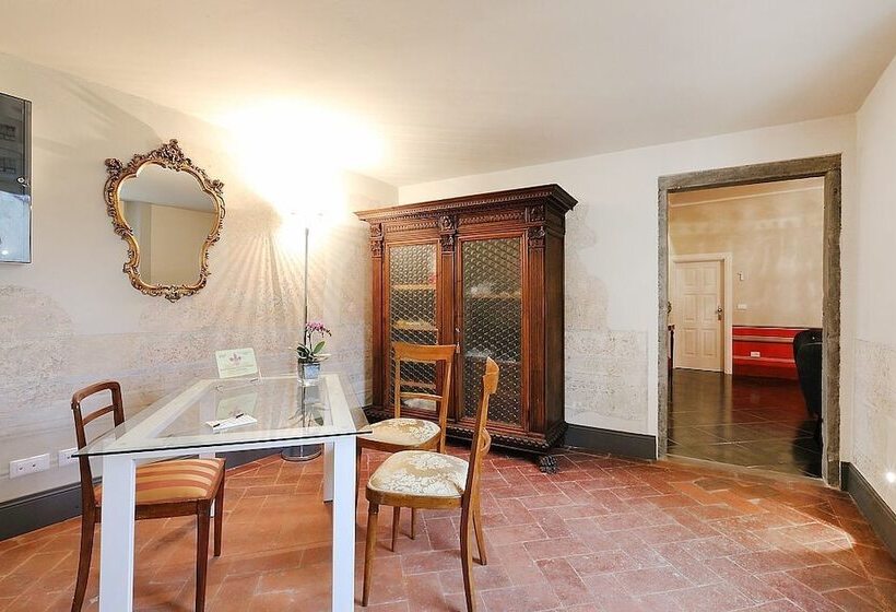 پانسیون Uffizi Harmony