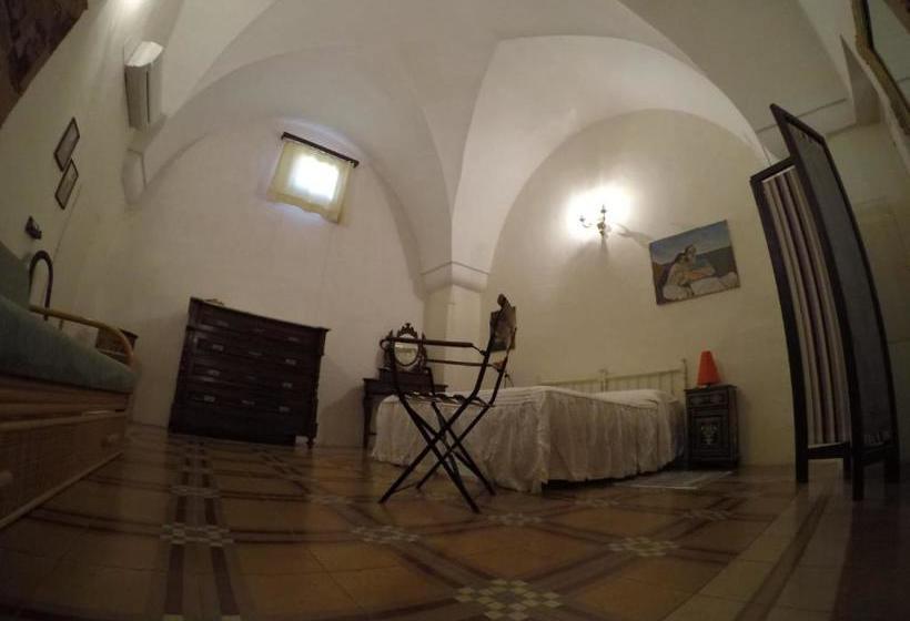 Pensão Antica Via Delle Aie