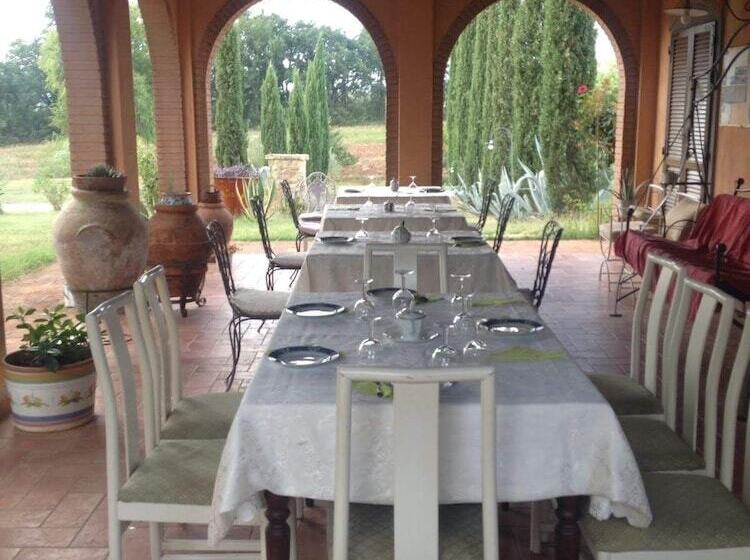 Отель Agriturismo Bio Fattoria Casetta