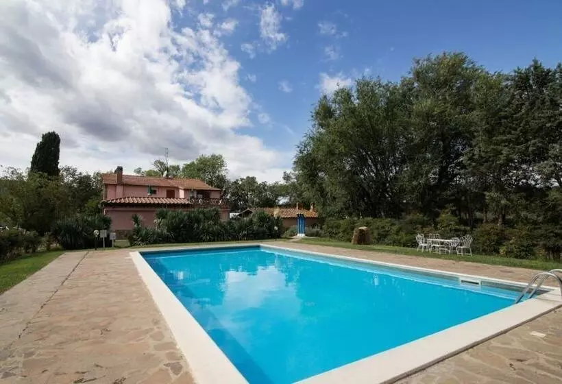 Hotelli Agriturismo Bio Fattoria Casetta