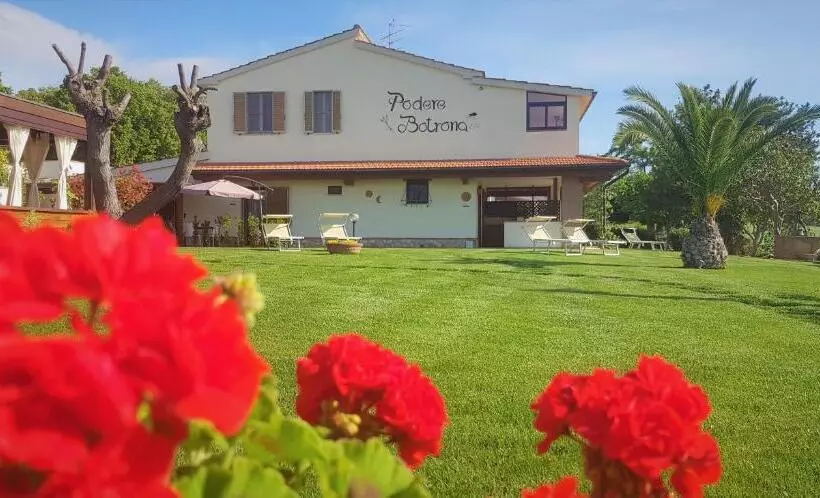 Hotelli Agriturismo Diaccia Botrona