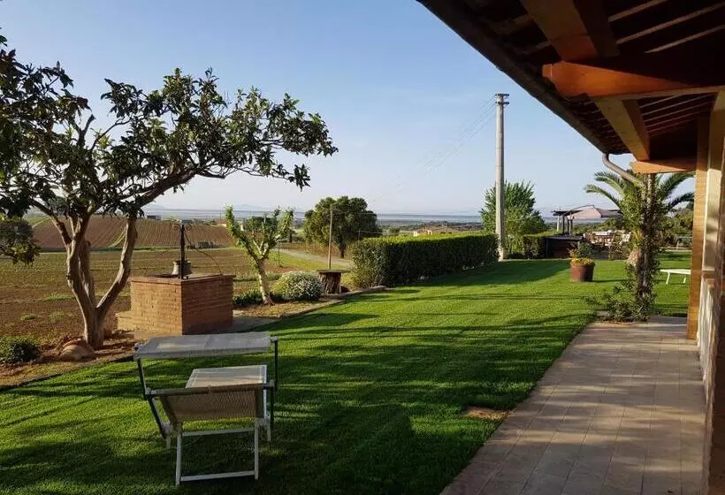 Hotelli Agriturismo Diaccia Botrona