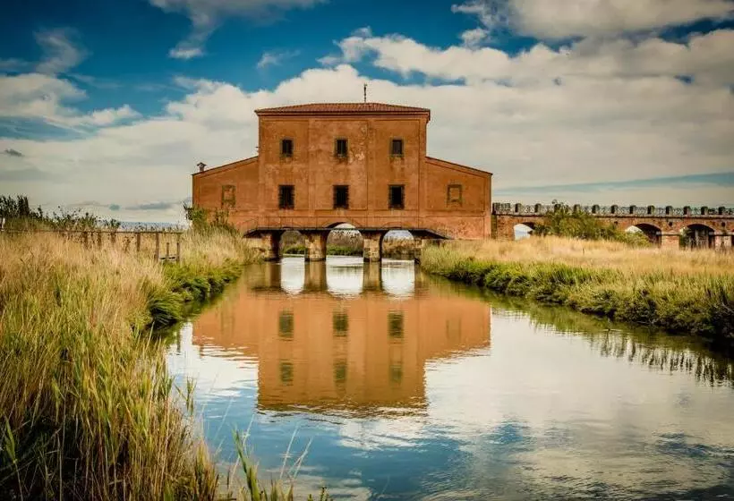 Hotelli Agriturismo Diaccia Botrona