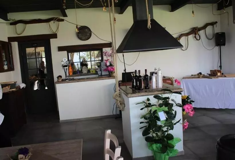 Hotelli Agriturismo Diaccia Botrona