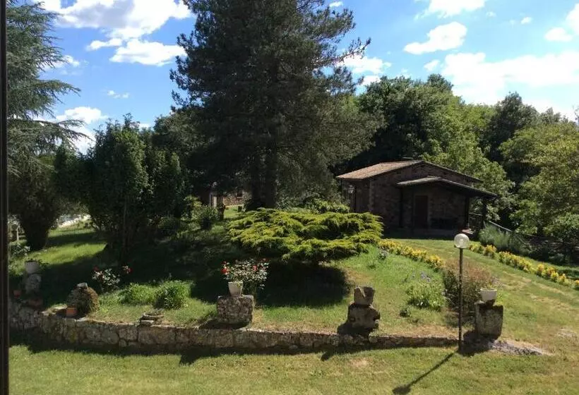 Hotelli Agriturismo Il Morello