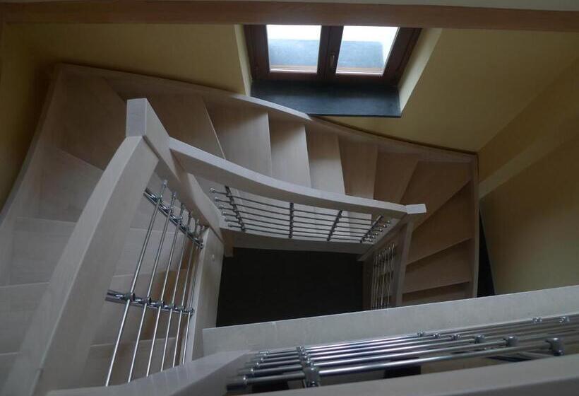 هتل Palazzo Rosso