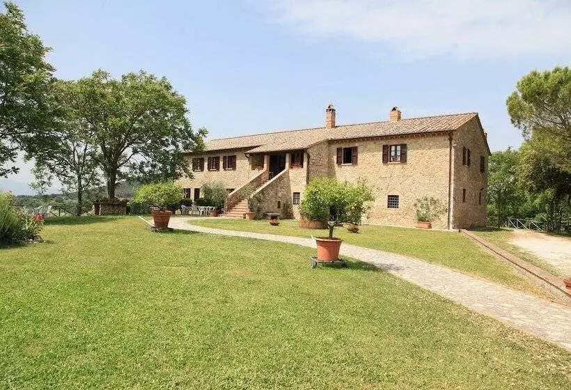 Hotelli Agriturismo Podere Luchiano