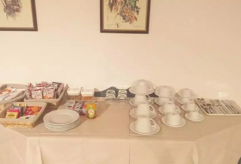 ペンション Elis' Rooms