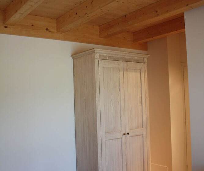 بنسيون Elis' Rooms