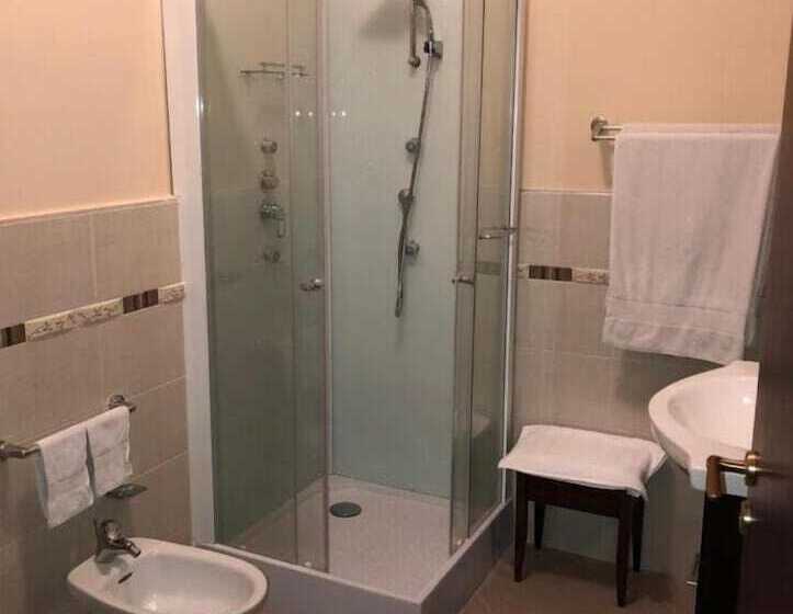 پانسیون I Faraglioni Comfort Rooms