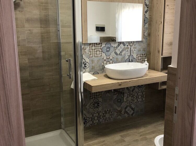 پانسیون I Faraglioni Comfort Rooms