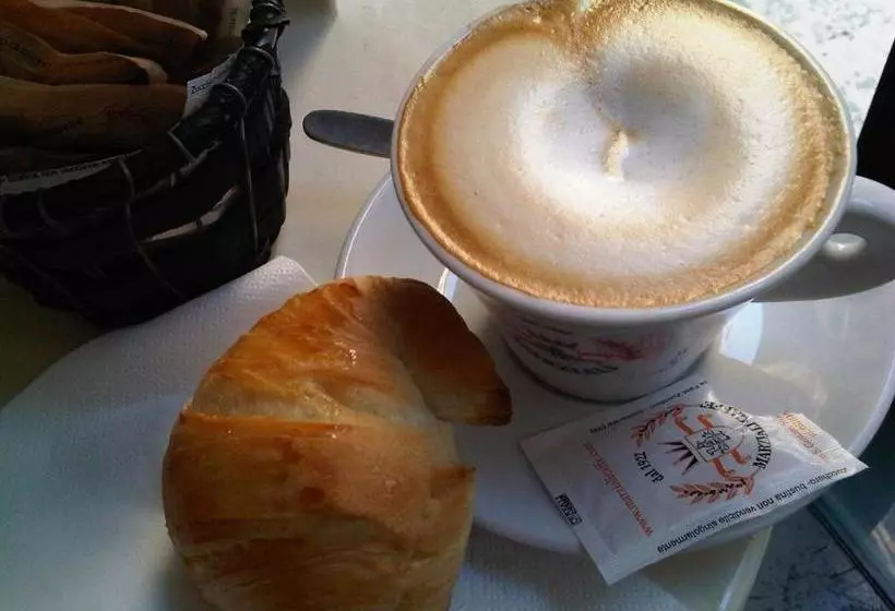 ペンション Raxul Room