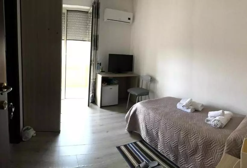 ペンション Raxul Room