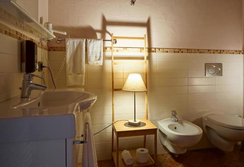 호스텔 Locanda Osteria Marascia