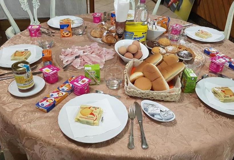 فندق صغير Affittacamere Villa Serafini