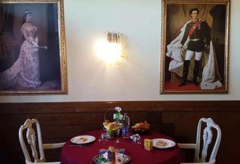 ユースホステル Affittacamere Villa Serafini