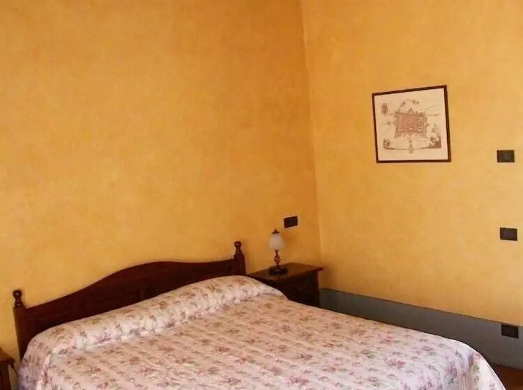 Hotelli Agriturismo Greppi