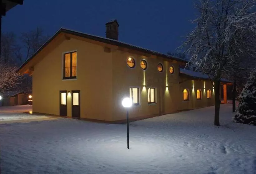 Hotelli Agriturismo Greppi