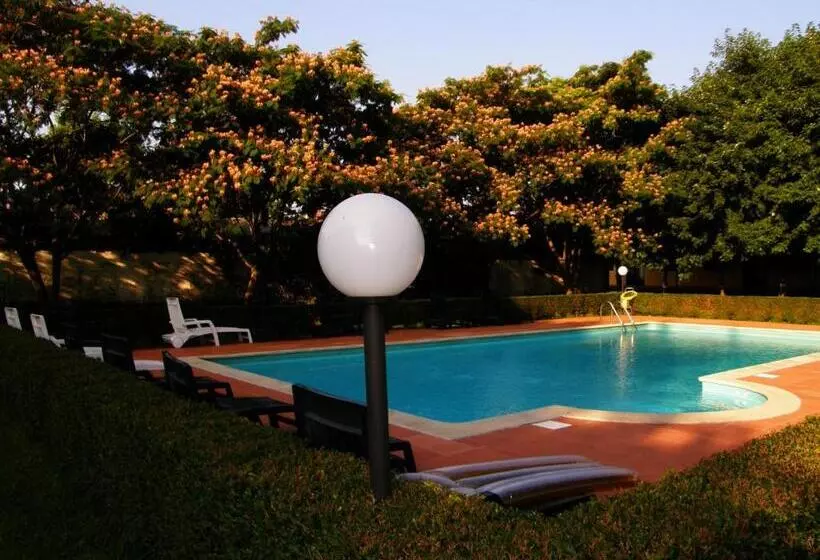 Hotelli Agriturismo Greppi