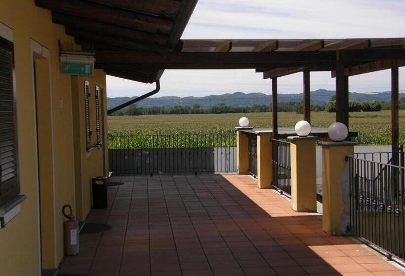 호텔 Agriturismo Greppi