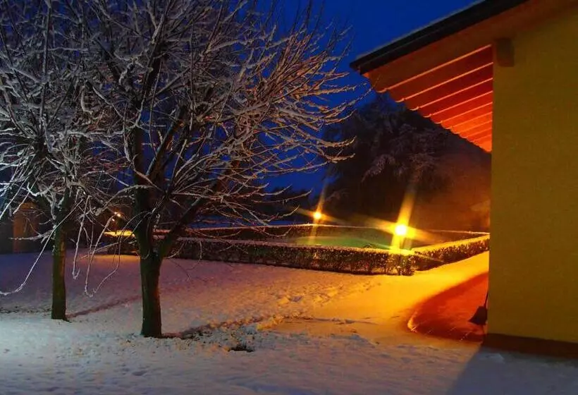 Hotelli Agriturismo Greppi