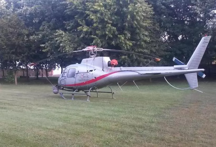 Hotelli Agriturismo Greppi