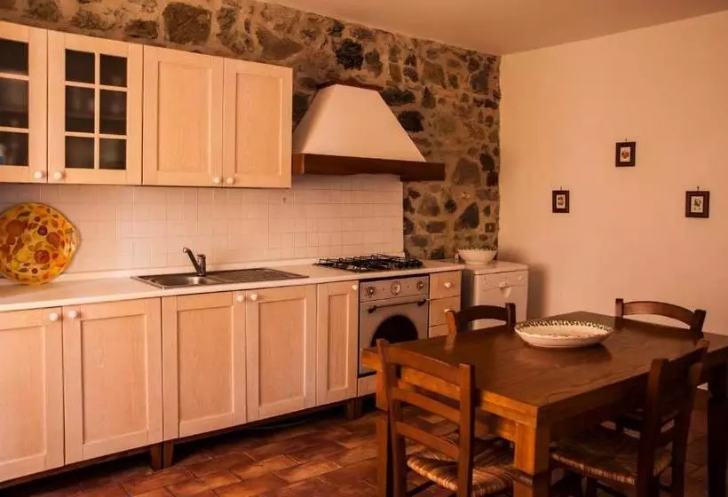 Hotelli Le Querce