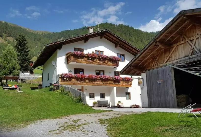 ホテル Sesvennahof