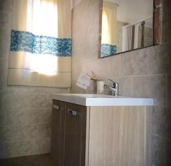 Majatalo Munduge B&b