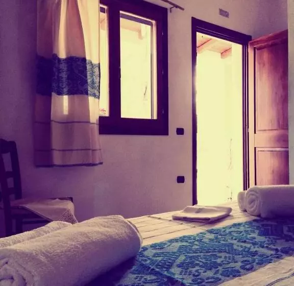 Majatalo Munduge B&b