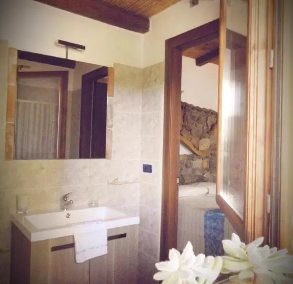 Majatalo Munduge B&b
