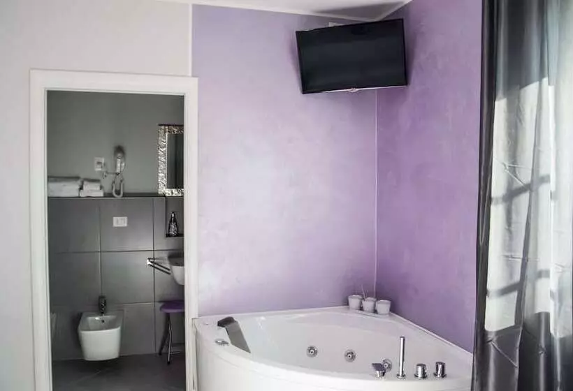 Majatalo Alibardi Alloggi