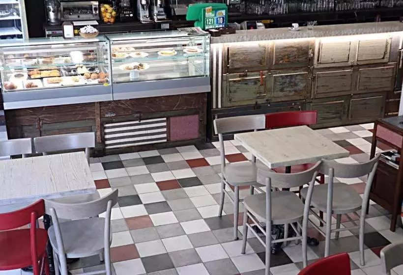 ペンション Drommire In Plassa E Clesia