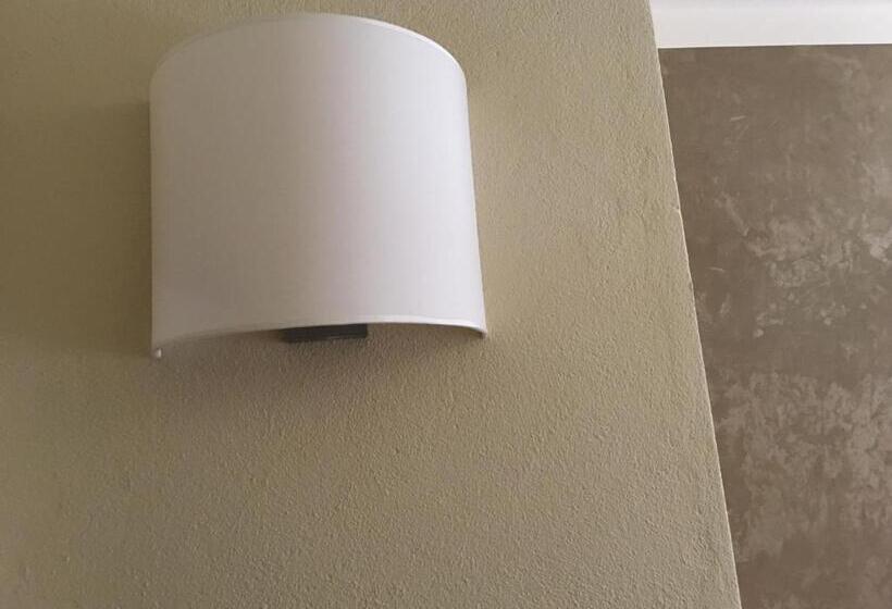 ペンション Oreste Suite