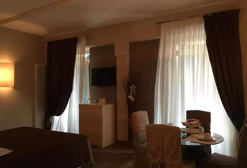 Majatalo Oreste Suite