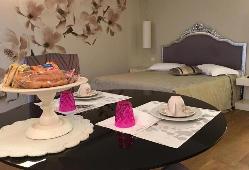 ペンション Oreste Suite