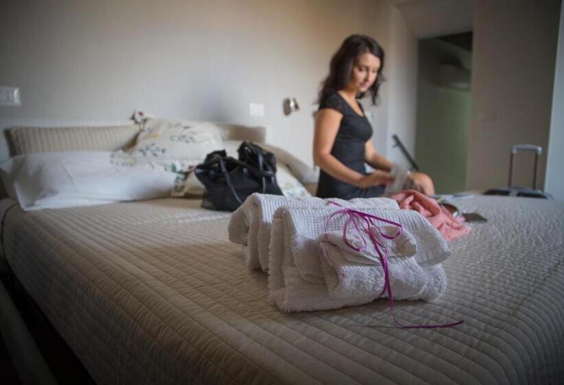 پانسیون Saffi 103