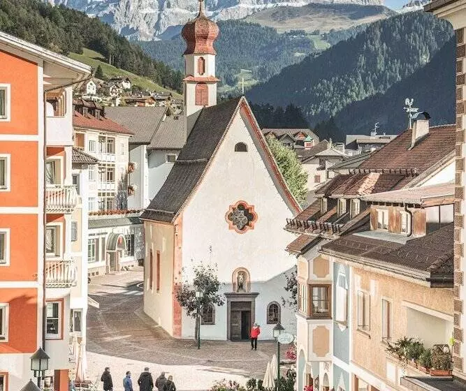 Aquila Dolomites Residence