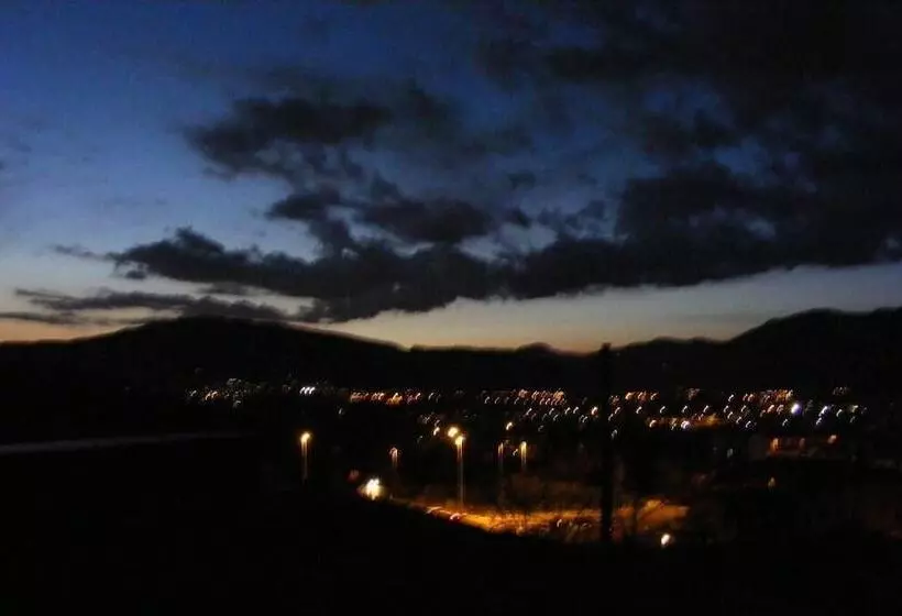 Hotelli Agriturismo Cascina Rossano